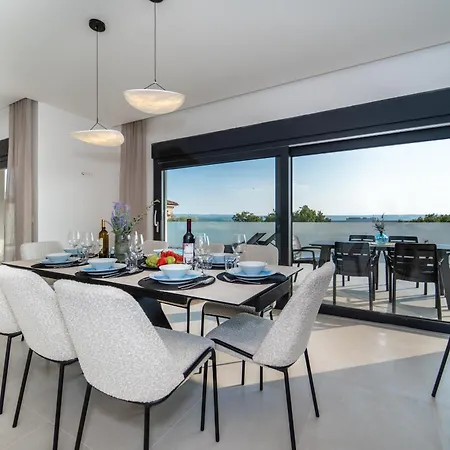 Mia With Heated Pool * ماسلينتسا