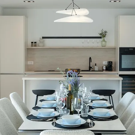 Mia With Heated Pool * ماسلينتسا