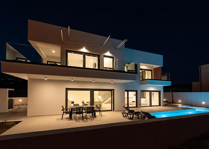 וילה Mia With Heated Pool *