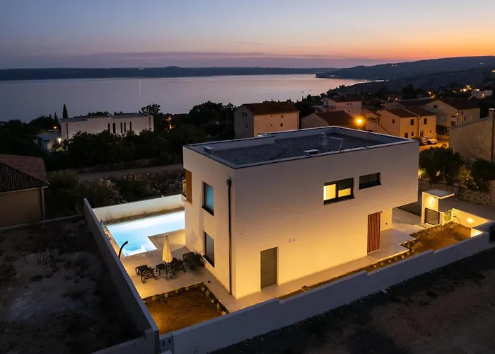 Mia With Heated Pool וילה מסלניקה